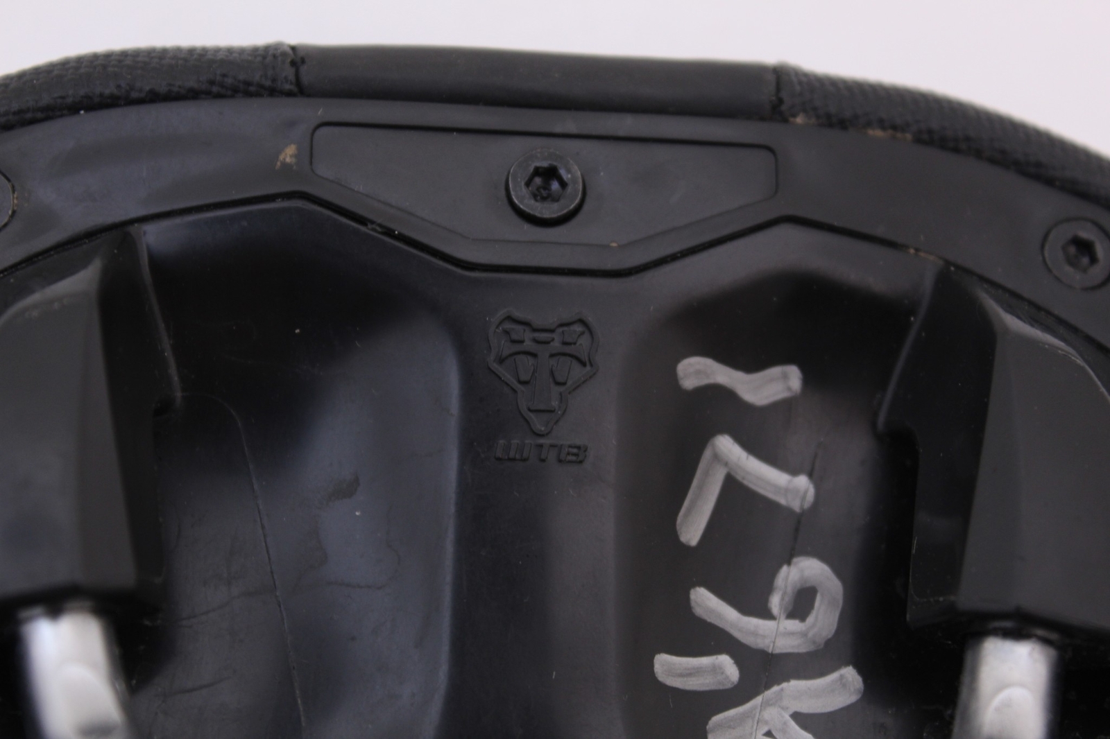 TEST Gently Used Black WTB Comfort Comp and Speed She Comp Bicycle Bike Saddles