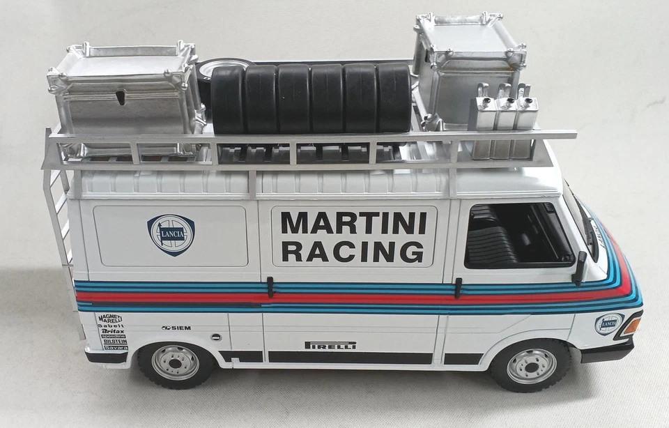 IXO FIAT 242 Martini Racing 1/18 Diecast Model Rally Support Van w/Roof Rack - Image 3 of 4