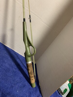 antique green collapsimg fishing pole Vintage Pflueger Phantom Fishing Rod - 2 Piece - Green Handle - 5' 8”  Length USA