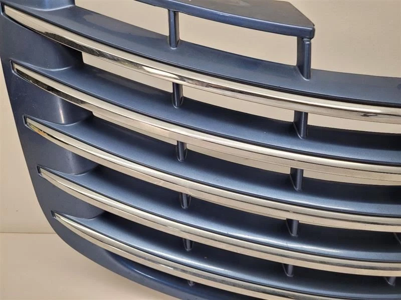 2006-2010 CHRYSLER PT CRUISER Grille Upper Blue 06-10 05179089AB         - Image 2 of 4