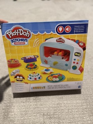 Hasbro Play-Doh Kitchen Creations Magical Oven playset