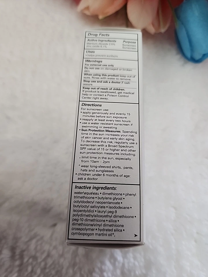 ORIGINS PRETTY IN BLOOM SPF20 Long Wear Foundation Shade 710 Very Deep Cool - Image 3 of 4