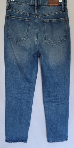 Madewell Womens Jeans Size 26 Classic Straight 5 Pocket Faded Distressed Pockets - Picture 19 of 20