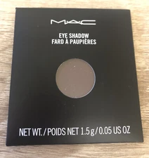 mac eyeshadow refill in *Sketch* new in package authentic !