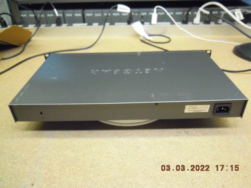 GS728TXS Netgear ProSafe 28-Port Gig Stackable Smart Switch w/ 10G Uplink #S235 - Afbeelding 7 van 12
