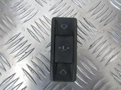 Sunroof switch