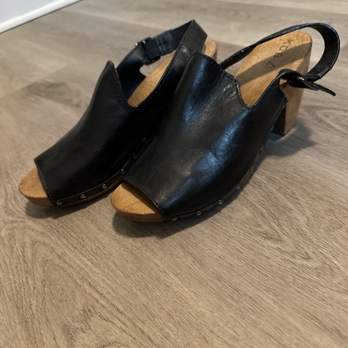 Kelsi Dagger Wedge Sandal 9 Black Leather Sling-Back Platform Shoes - Picture 2 of 5