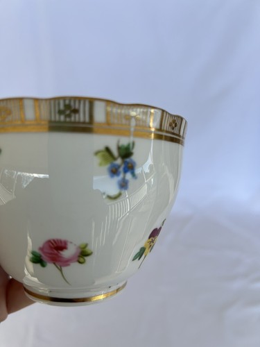 Richard Hawkins Crystal Palace And Brighton Floral Teacup And Saucer - Picture 10 of 10