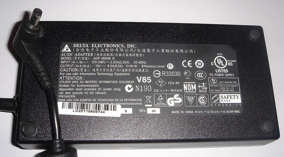 Alimentation D'ORIGINE MSI GT683R GT780DX GT680R GT780 GT660 GT663R GT780