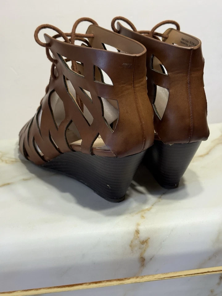 Call It Spring Gladiator Wedge Sandals Women's Sz 7.5 Tan Strappy Lace Up - Image 3 of 4