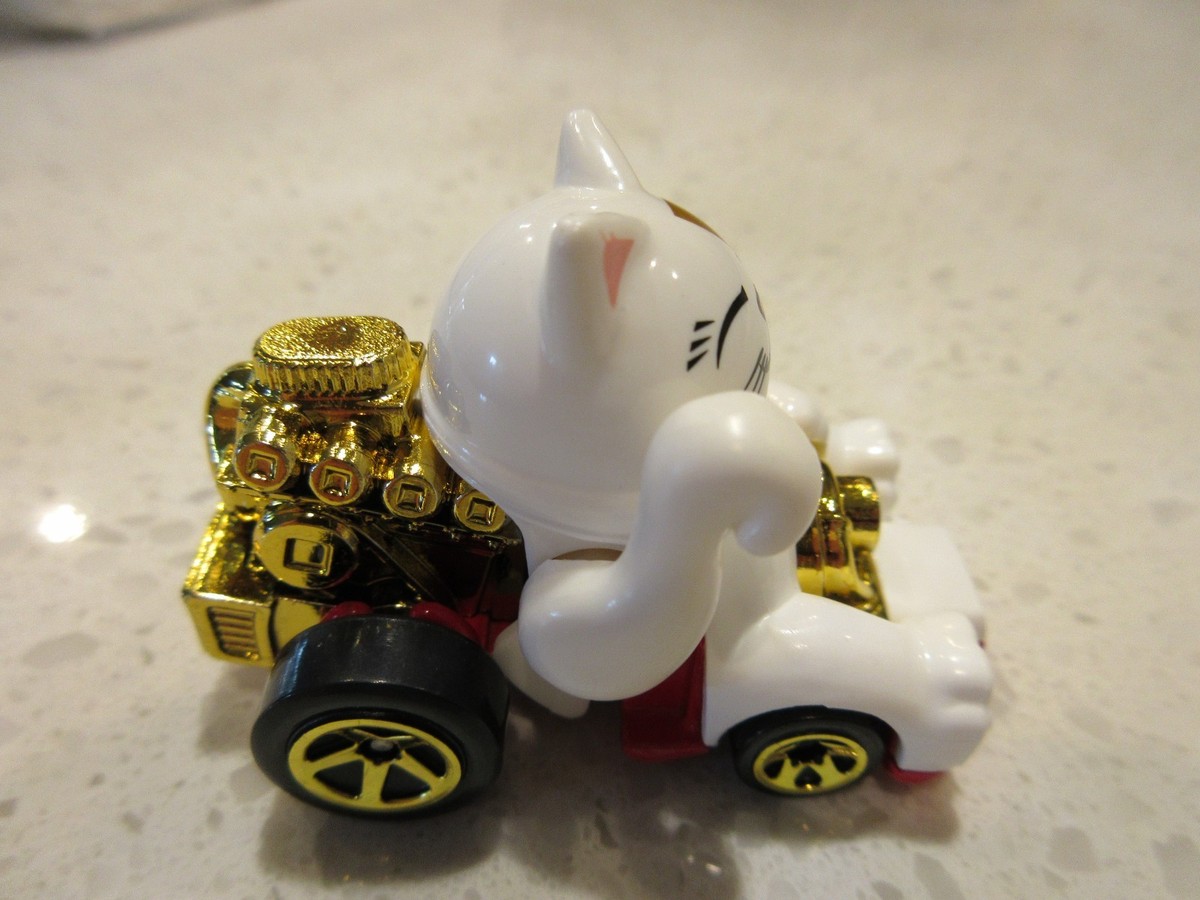 ミニカー CAT Amazon.com: Diecast Masters 1/87 Caterpillar 950G Series II Wheel