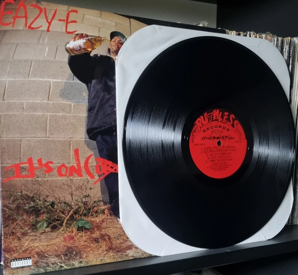 Eazy-E – It's On (Dr. Dre) 187um Killa (Ruthless Records) 1993 LP Album RARE!!! - Image 3 of 3