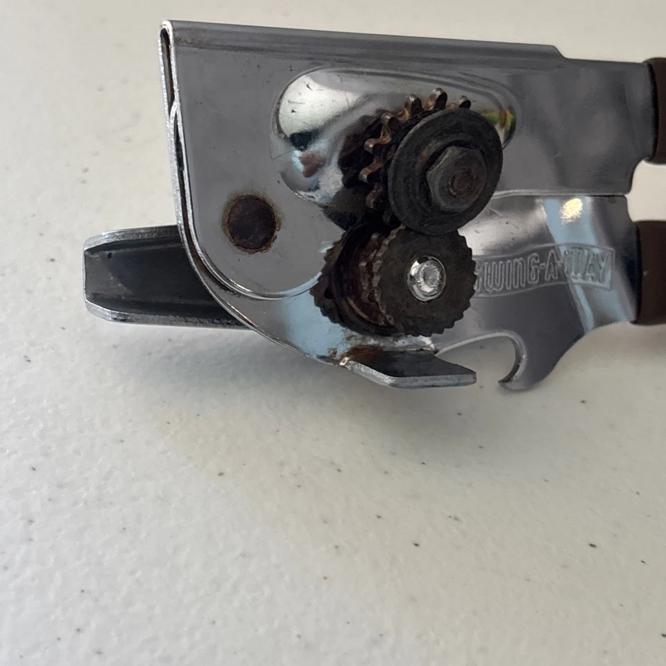 Vtg SWING-A-WAY Manual Can / Bottle Opener Soft Brown Handle USA Swing Away - Image 4 of 4