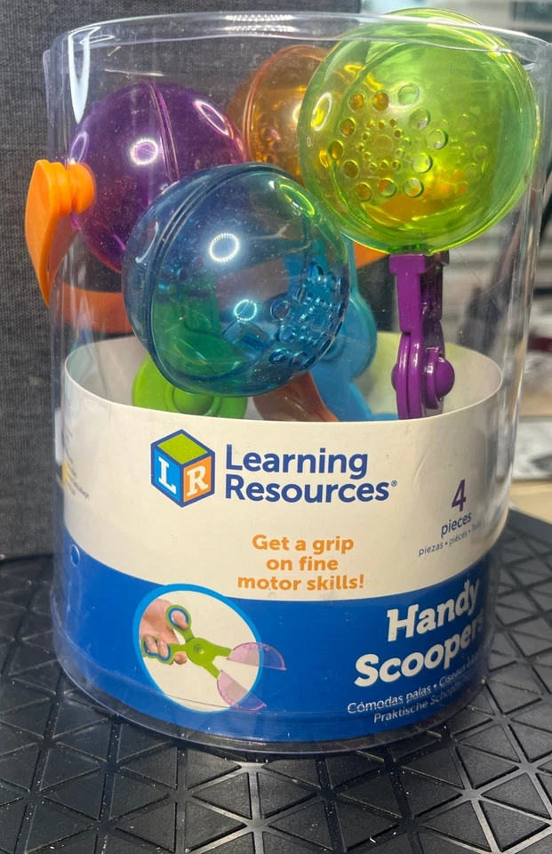 4-Count Handy Scoopers by Learning Resources - Image 3 of 4