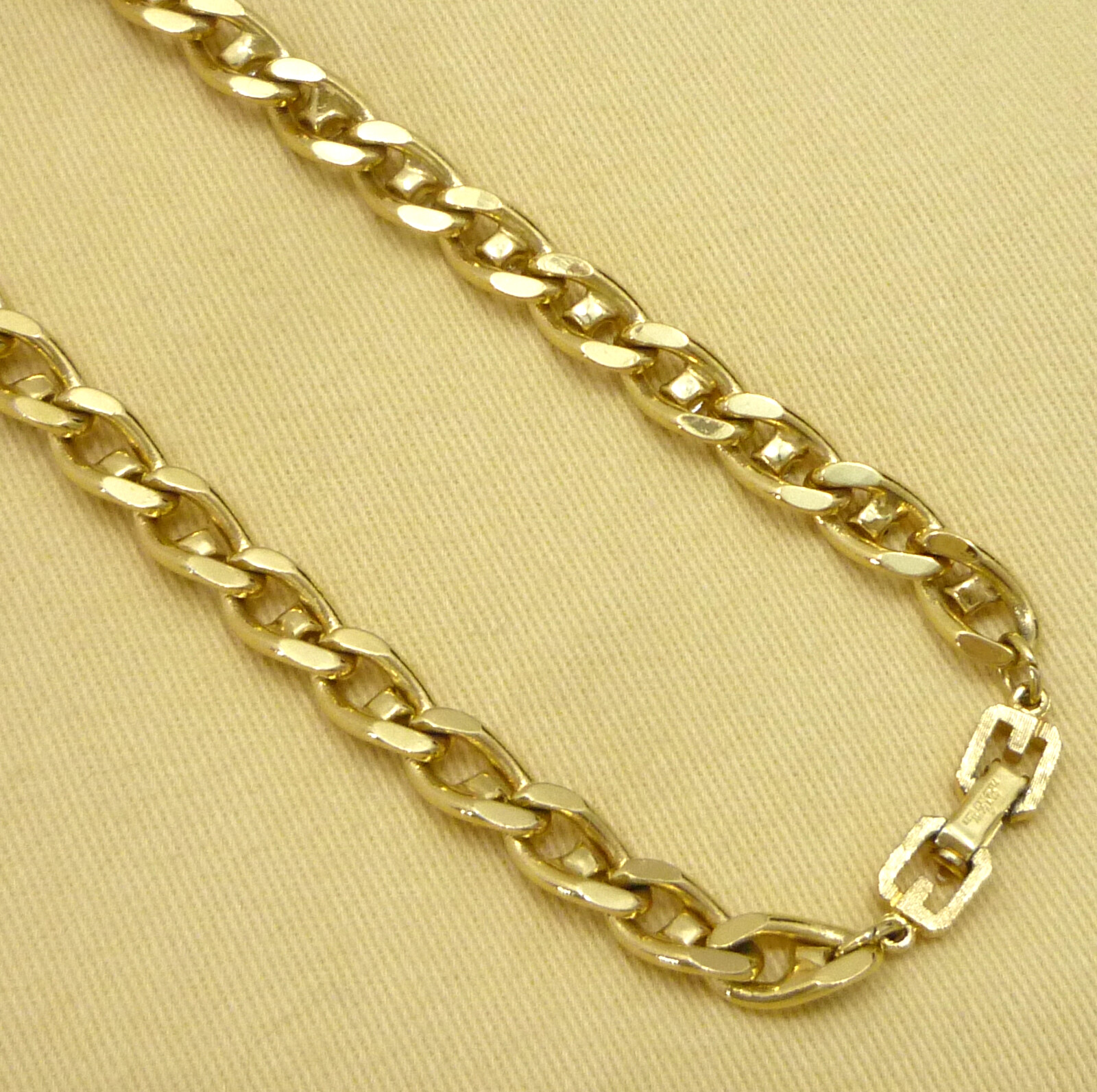 Authentic GIVENCHY GIVENCHY Rhinestone Necklace G… - image 9