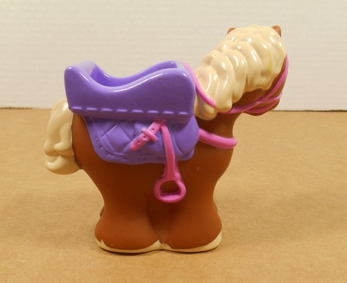 Fisher Price Little People Princess Castle Brown Horse Royal Palace Kingdom O46 - Picture 3 of 6