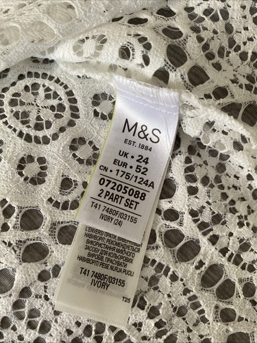 MARKS & SPENCER Size 24 Floral Lace scalloped Overlay Top Ivory White ShortSleev - Picture 8 of 11