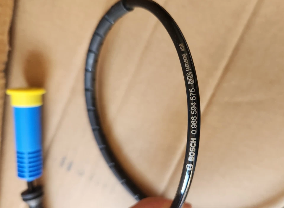 Sensor ABS Bosch 0986 594 575 velocidad rueda modelos BMW en la descripción Foto 2 de 4