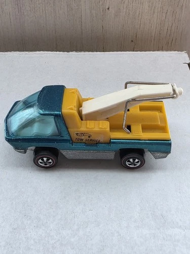 1969 Hot Wheels Redline Heavyweights Tow Truck Diecast Blue Yellow White 1:64