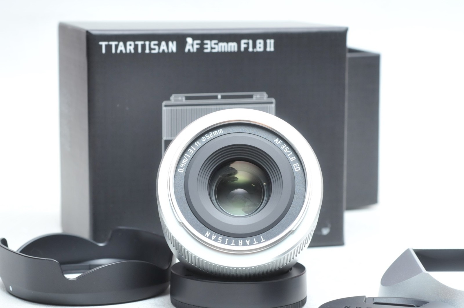 Artisan AF 35mm f/1.8 ED II X autofocus Apsc lens for Fuji X mount Silver