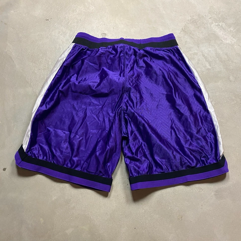 Northwestern Wildcats Adidas Basketball Shorts Vintage Authentic Size 40 Dazzle - Image 2 of 4