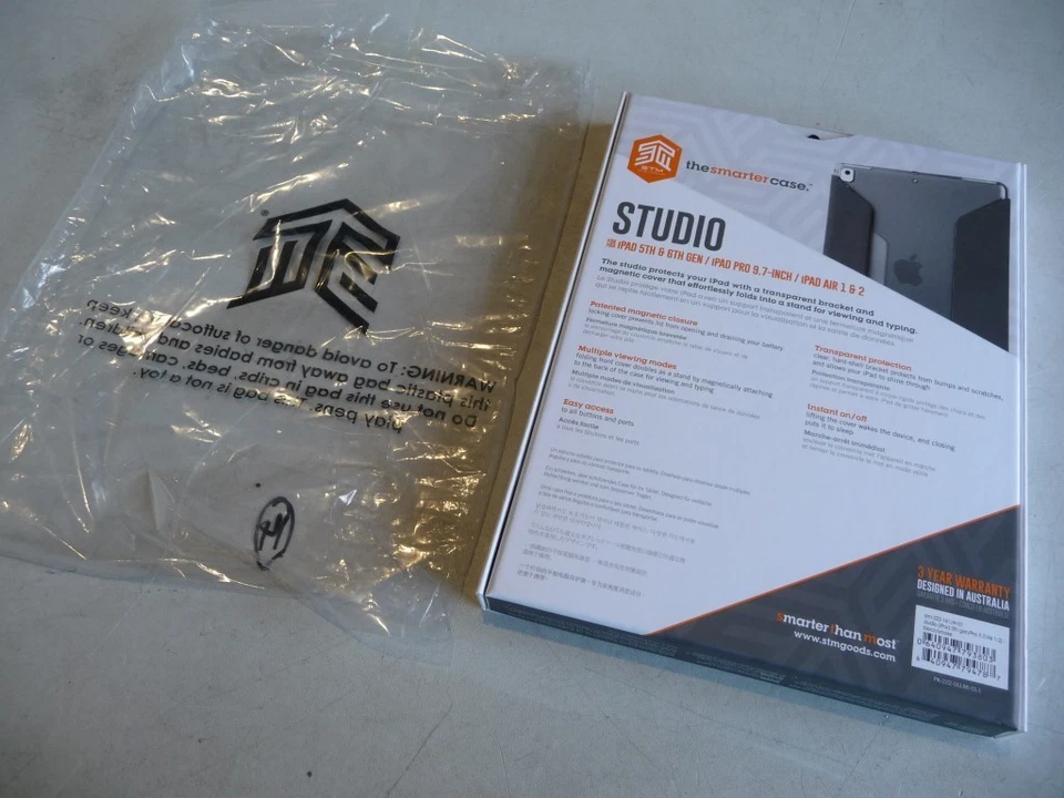 AU SELLER ORIG Stm Studio (ipad 2017/9.7"/air 1-2) -Black/smoke Stm-222-161JW-01 - Image 4 of 4