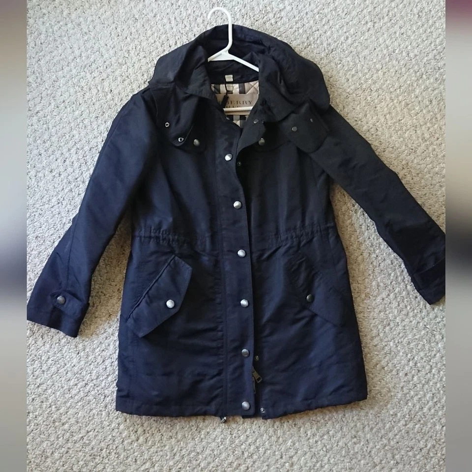 Burberry signature Utility jacket/raincoat w/detachable quilted vest size XS - Image 3 of 4