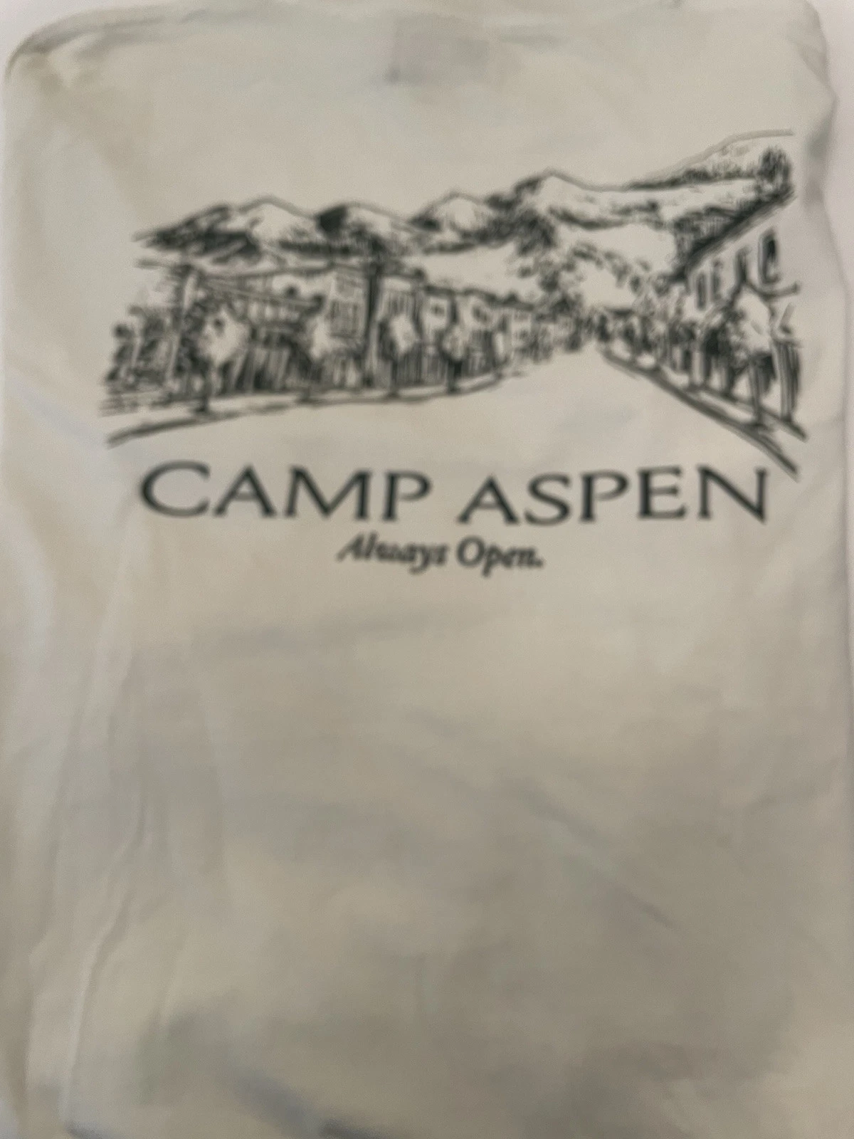 Camp Aspen Snow Leaf Pocket T- Shirt Mens Medium Long Sleeve Oatmeal NWT