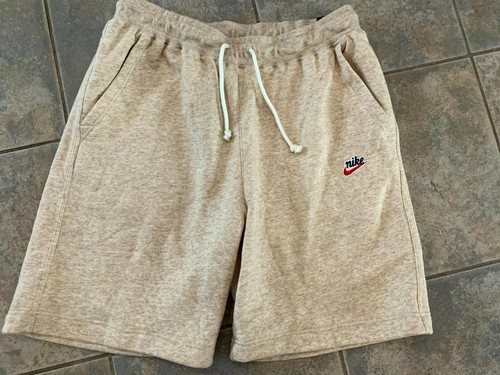 Nike Sportswear Heritage Mens Athletic 