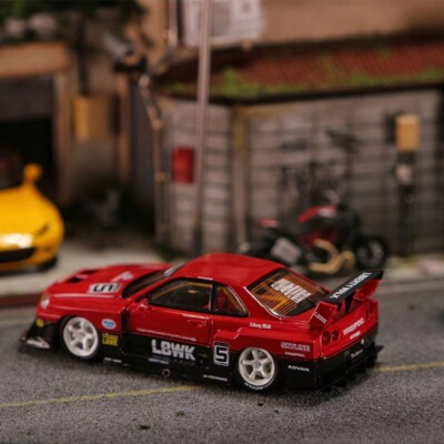Street Weapon 1/64 Scale NISSAN GT-R ER34 #5 LBWK Red Diecast Car