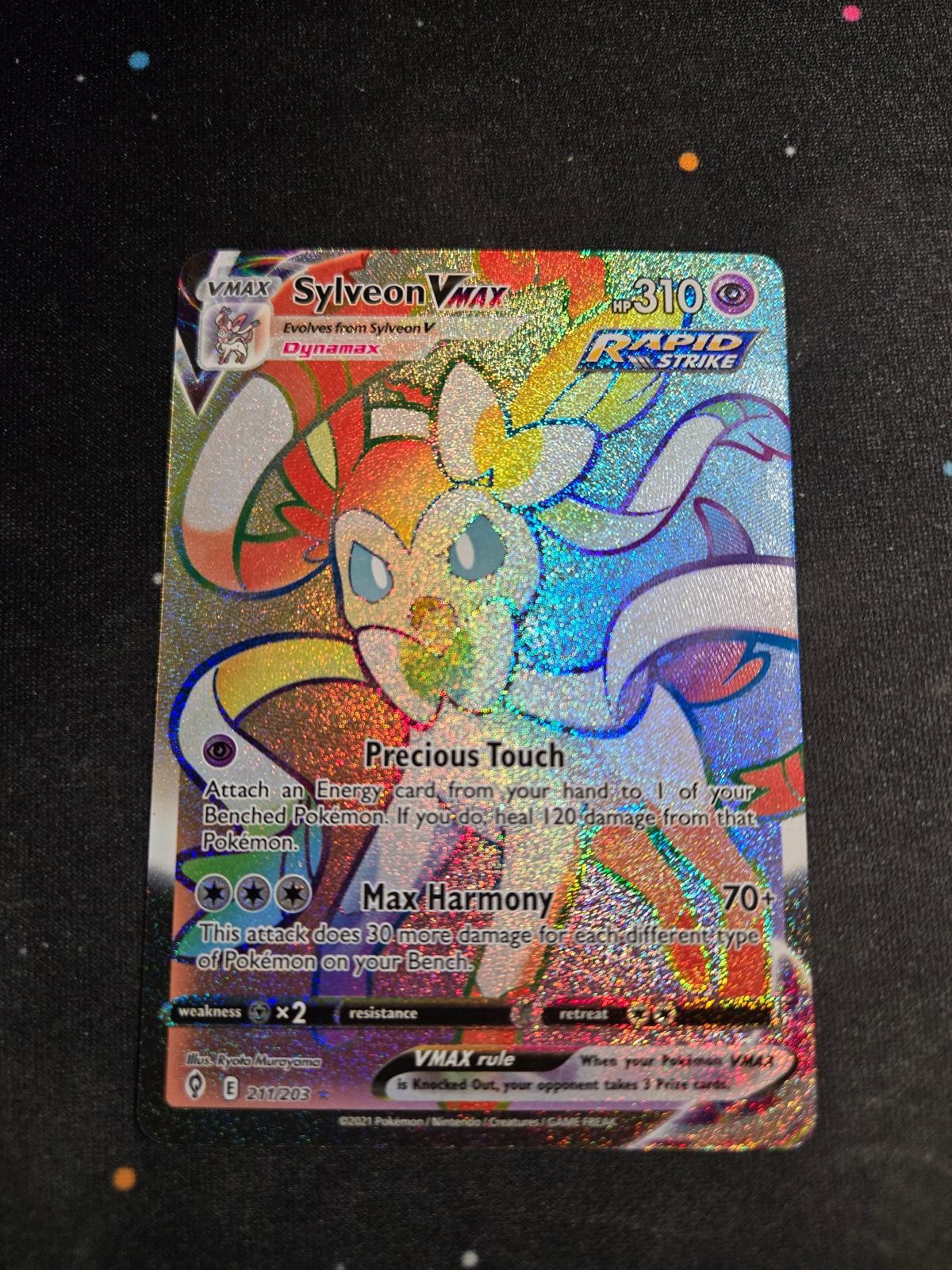 Sylveon VMAX 211/203 Rainbow Rare Evolving Skies Pokemon NM