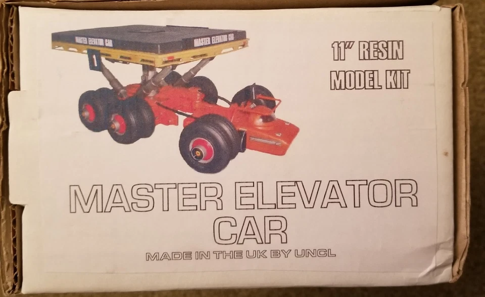 GERRY ANDERSON THUNDERBIRDS 11" AUFZUGSWAGEN - MODELL VON UNCL - NEU - SELTEN - OOP