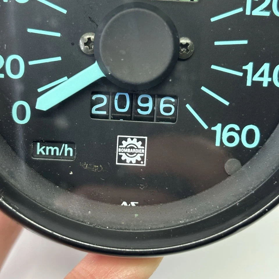 Vintage Ski Doo blue face 160 MPH speedometer with cable Bombardier - Image 2 of 4