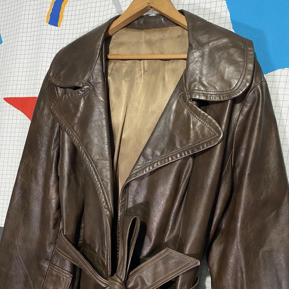 Gabardina de cuero de piel de colección de los años 60 envoltura de cinturón abierta solapa ancha Altman Foto 4 de 4