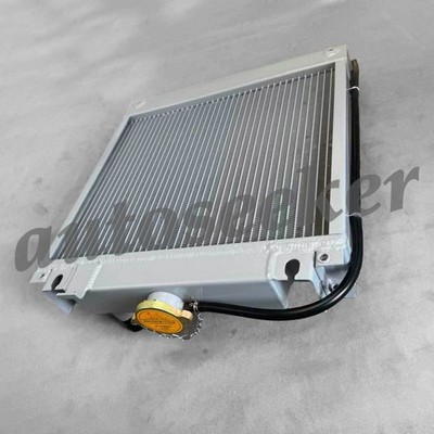 New Tractor Radiator LVA802036 AM881422 for John Deere 2305 2025R 2320 3005 790