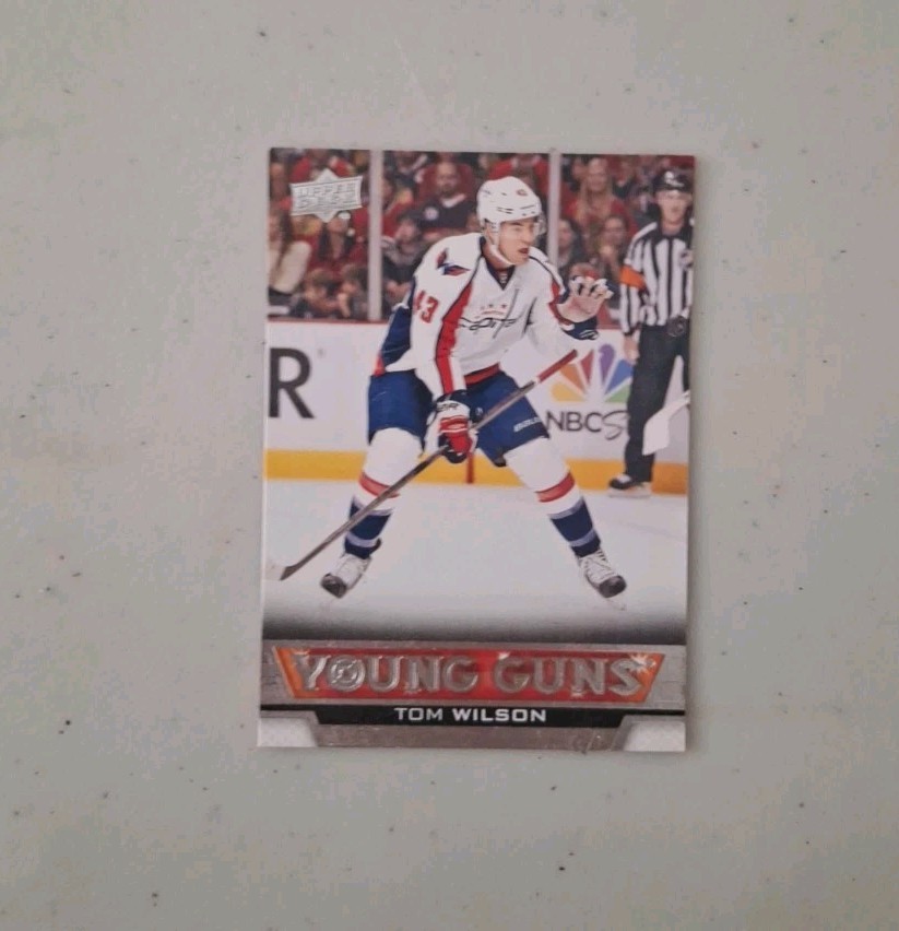 2013-14 Upper Deck Series 1 Tom Wilson Young Guns RC Rookie #212 Capitals
