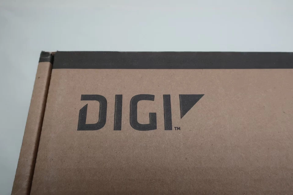 Digi 50001346-04 Ethernet Adapter 16 Port - Image 3 of 4