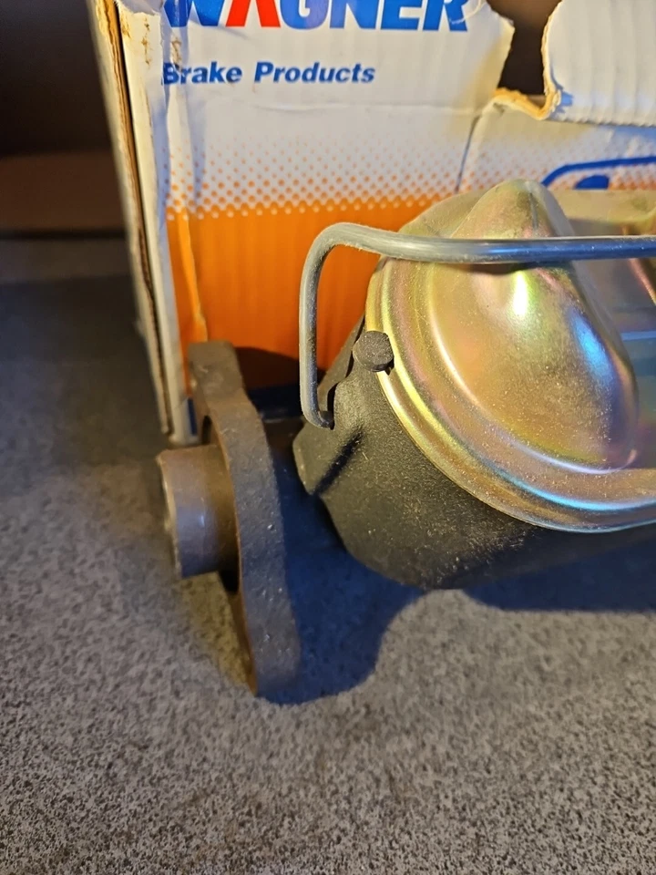 Cilindro maestro de freno Wagner MC101254, F101254 Foto 2 de 4