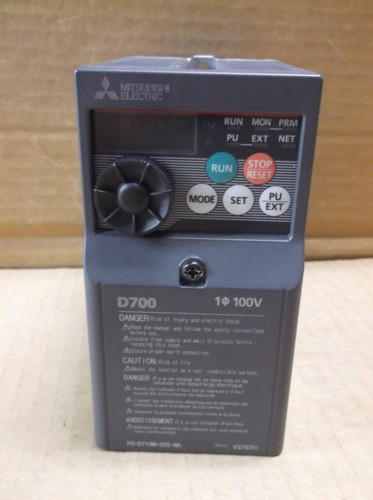 FR-D710W-025-NA Mitsubishi NUEVO 120VAC entrada 220VAC salida 1/2HP 2.5A inversor de accionamiento de CA - Imagen 2 de 4