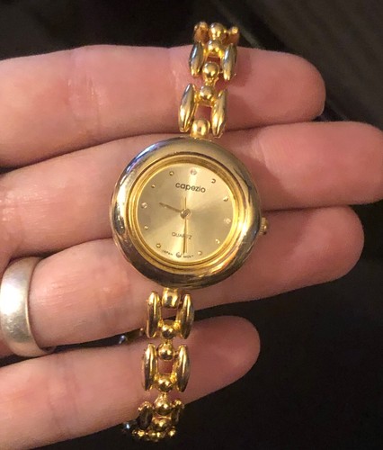 VTG Capezio Polished Gold Tone Women's Chain Link Round Face Quartz Wristwatch - Picture 2 of 10