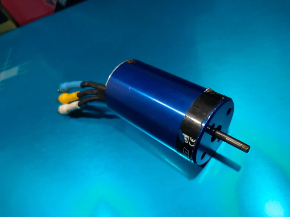 TRAXXAS 3371: Velineon Mini Max 380 Brushless Motor Traxxas - Image 2 of 4