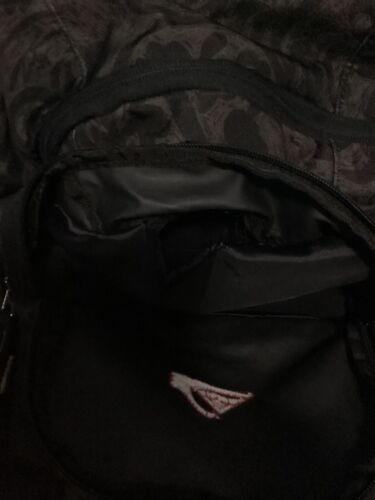 Quicksilver In Memory Of Eddie Aikau Backpack (Easily Fixable Interior Tears) - Picture 4 of 11