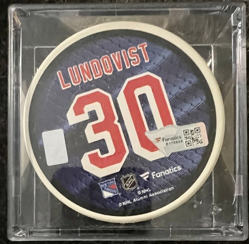 NY RANGERS HENRIK LUNDQVIST DISCO FIRMADO RETIRO NOCHE AUTÓGRAFO S/N CERTIFICADO HOF - Imagen 6 de 8