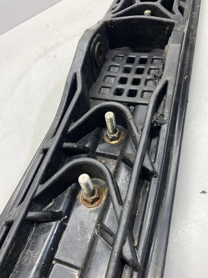 Esquí, plástico negro - Arctic Cat F8 58022 2008 Foto 2 de 4