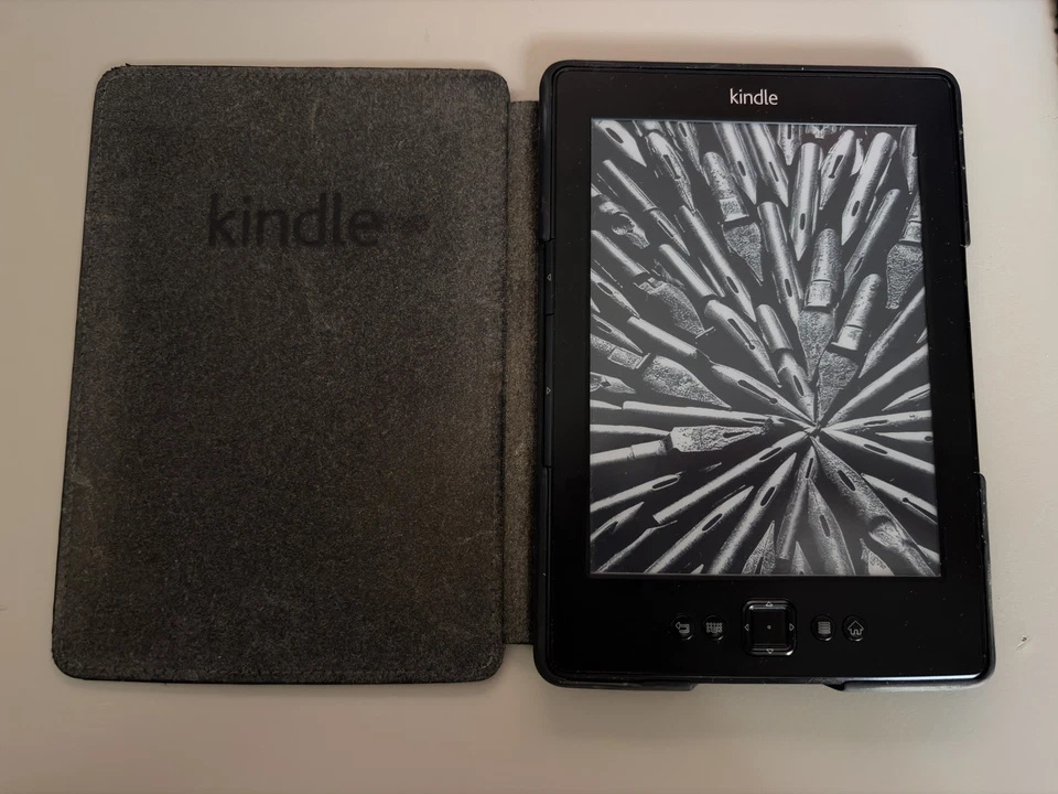 Amazon Kindle D01100 eBook Noir - Photo 3/3