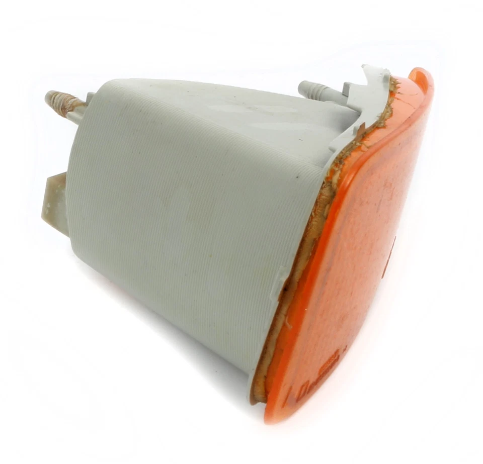 1994-06 Chevrolet Tahoe Pontiac Grand Prix OEM farol de neblina direito 16518020 - Imagem 3 de 4