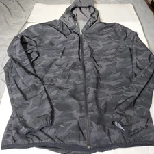 Vuori Jacket Mens XL Black Camo Hooded Windbreaker Zip Pockets Athletic READ