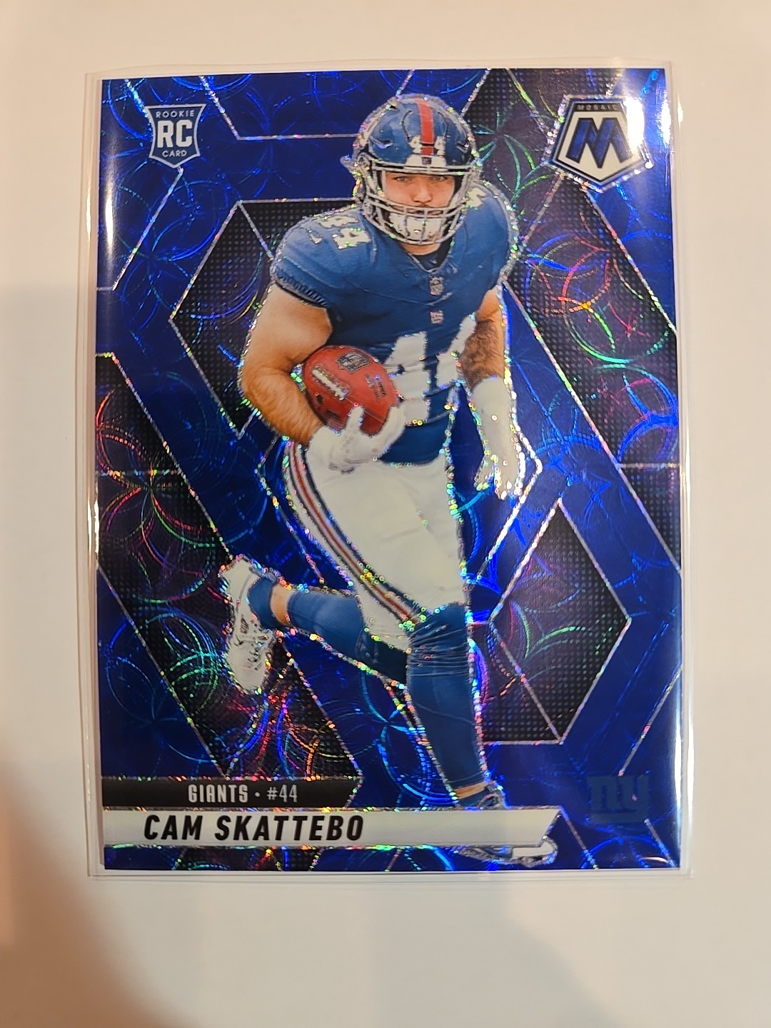 2025 Mosaic Cam Skattebo RC #305 – New York Giants Rookie Blue Scope