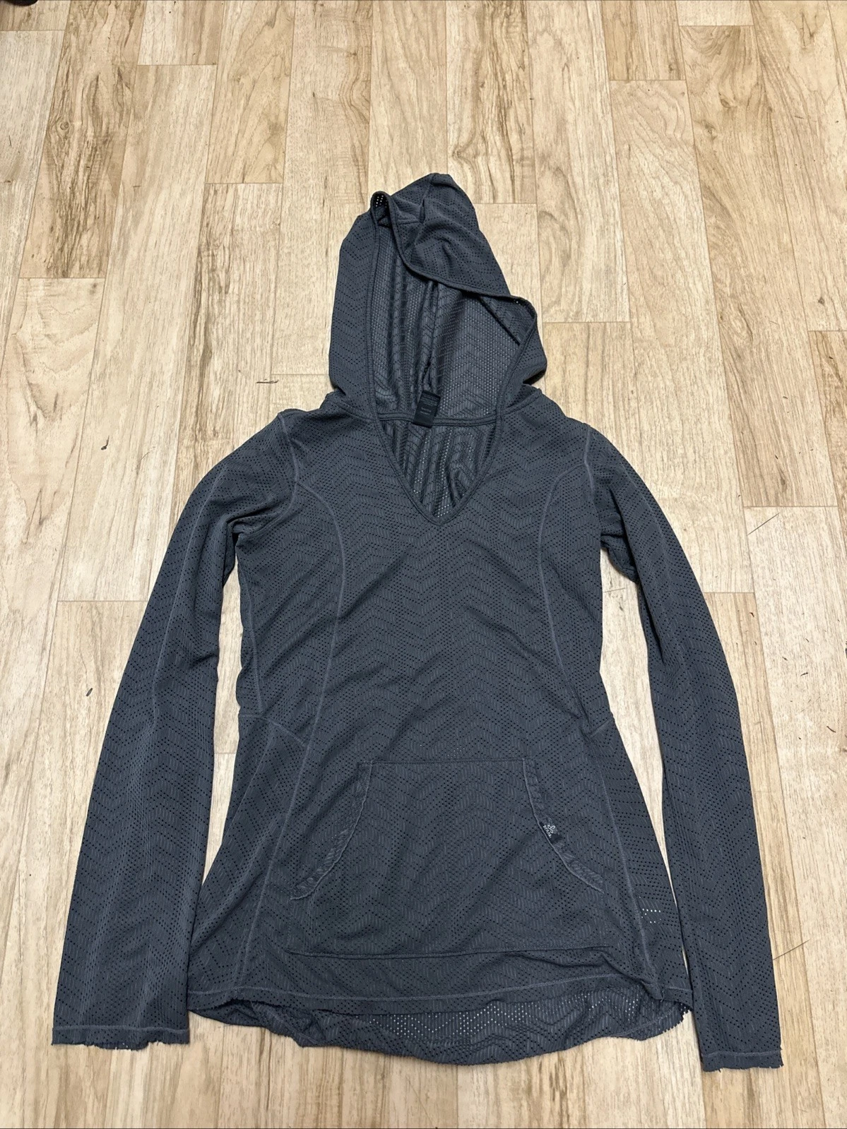 Prana Angie Hoodie Breathe Pullover V-Neck Long Sleeve Athleisure Gray Medium