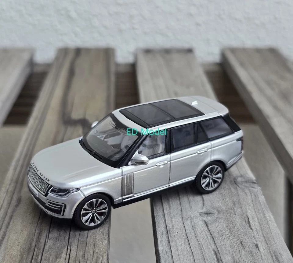 BN Masdi 1:64 2020 Silver Range Rover SUV ORV Sports Model Diecast Metal Car - Image 3 of 4